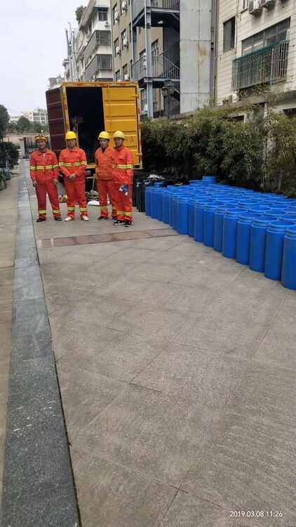 石马河科昂环保清理化粪池,清管器清洗管道